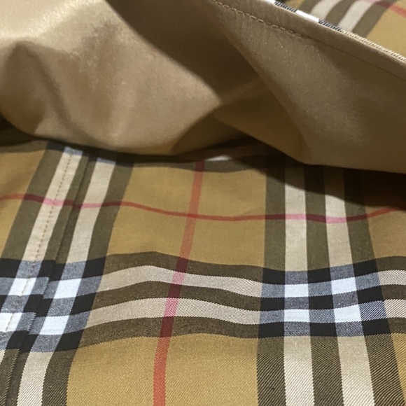 Burberry trench coat jacket for women - Picture 6 of 8